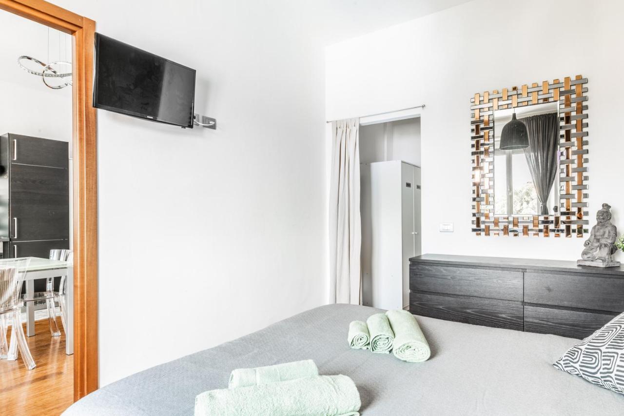 Appartamento 'Tribal House' Sansiro-Rhofiera-Duomo Milano Esterno foto