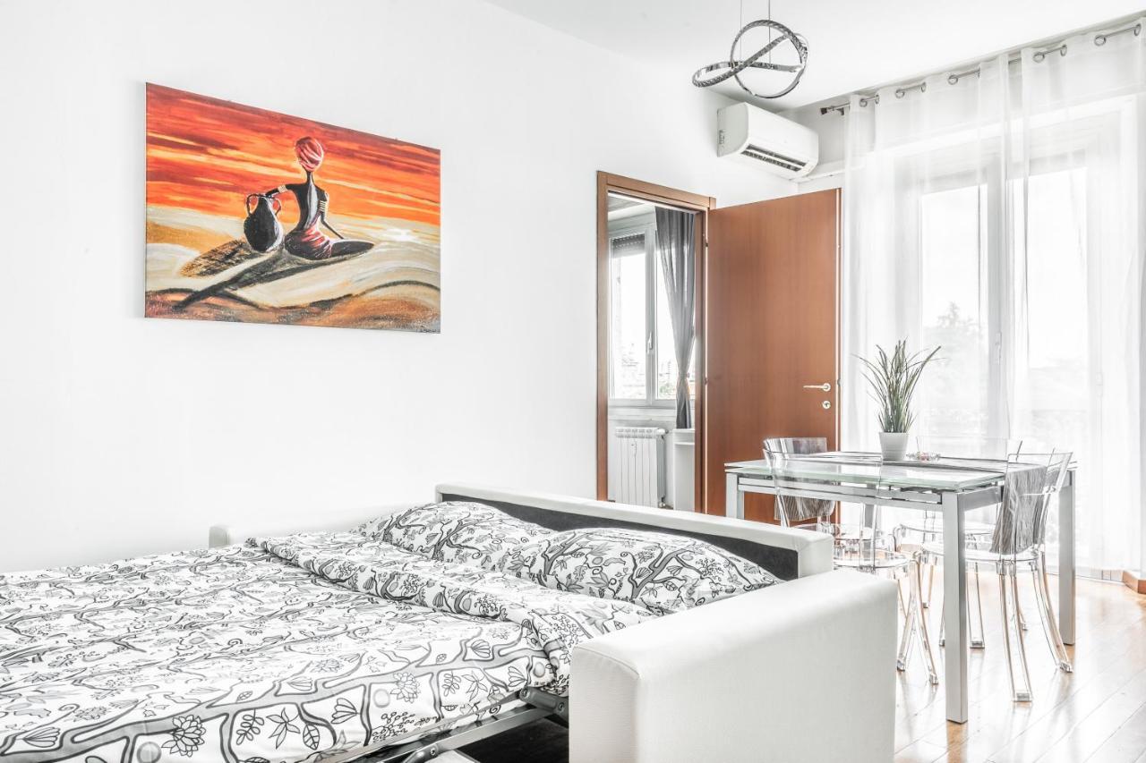 Appartamento 'Tribal House' Sansiro-Rhofiera-Duomo Milano Esterno foto