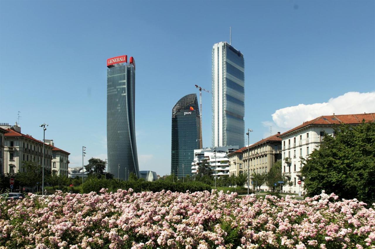Appartamento 'Tribal House' Sansiro-Rhofiera-Duomo Milano Esterno foto